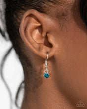 Load image into Gallery viewer, Paparazzi “Manufactured Majesty” Blue Necklace Earring Set - Paparazzi Accessories