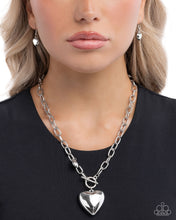Load image into Gallery viewer, Paparazzi “Heartfelt Hangout” Silver Necklace Earring Set - Paparazzi Accessories
