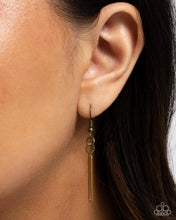 Load image into Gallery viewer, Paparazzi “LEI of the Land” Brass Necklace Earring Set - Paparazzi Accessories