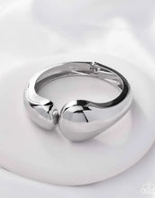 Load image into Gallery viewer, Paparazzi “Stunning Sculpture” Silver High Sheen Hinge Bracelet - Paparazzi Accessories