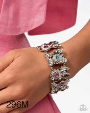 Load image into Gallery viewer, Paparazzi “Head-Turning Harmony” Multi Stretch Bracelet - Paparazzi Accessories