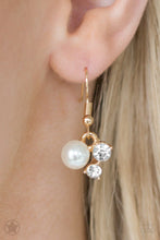 Load image into Gallery viewer, Paparazzi “Toast To Perfectionist” Gold Necklace Earring Set - Paparazzi Accessories