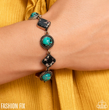 Load image into Gallery viewer, Paparazzi “Free-Spirited Feat” Green Clasp Bracelet - Paparazzi Accessories