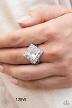 Load image into Gallery viewer, Paparazzi “Transformational Twinkle” White Stretch Ring - Cindysblingboutique