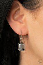 Load image into Gallery viewer, Paparazzi “Urban Extravaganza” - Silver Necklace Earring Set