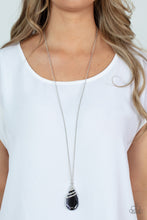 Load image into Gallery viewer, Paparazzi “Demandingly Diva” Silver Necklace Earring Set - Paparazzi Accessories
