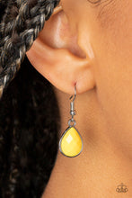 Load image into Gallery viewer, Paparazzi “Midsummer Meadow” Yellow Necklace Earring Set - Paparazzi Accessories