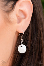 Load image into Gallery viewer, Paparazzi “Leave Her Wild” Blue Necklace Earring Set - Paparazzi Accessories