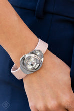 Load image into Gallery viewer, Paparazzi “Pasadena Prairies” Pink Leather Bracelet