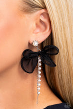Load image into Gallery viewer, Paparazzi “High-Class Heiress” Black Post Earring - Paparazzi Accessories