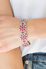 Load image into Gallery viewer, “Dancing Dahlias” Red Stretch Bracelet - Paparazzi
