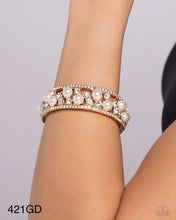 Load image into Gallery viewer, Paparazzi “Opera Singer” Gold Stretch Bracelet
