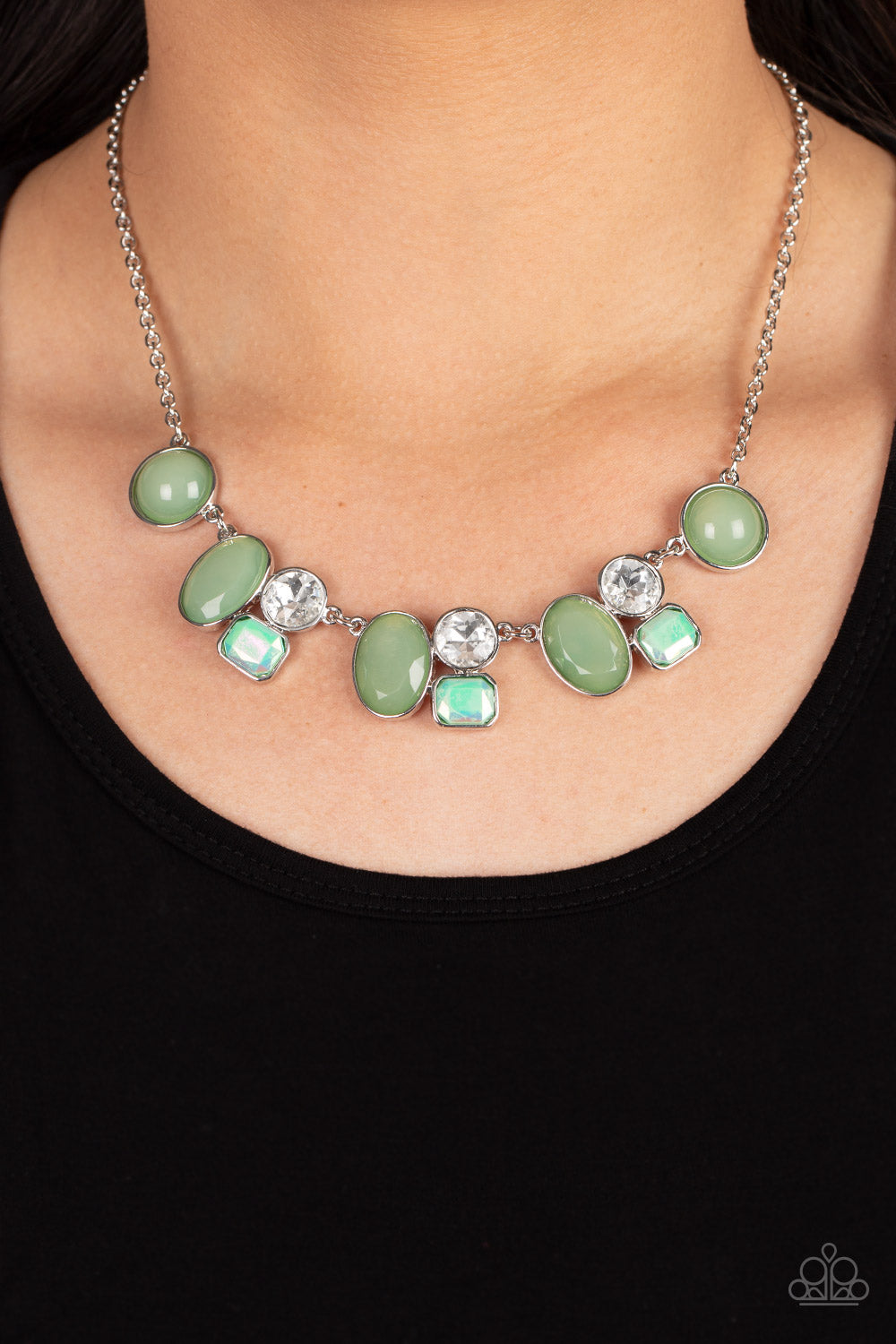 Paparazzi “Fantasy World” Green Necklace Earring Set - Cindysblingboutique.com