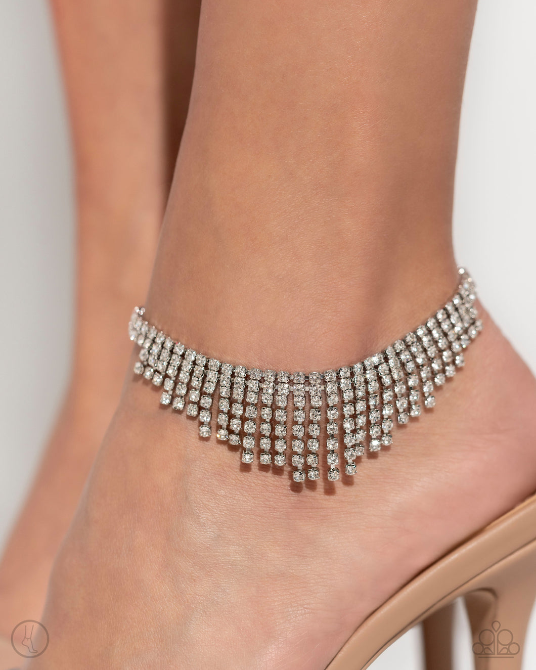 Paparazzi “Curtain Confidence” White Anklet