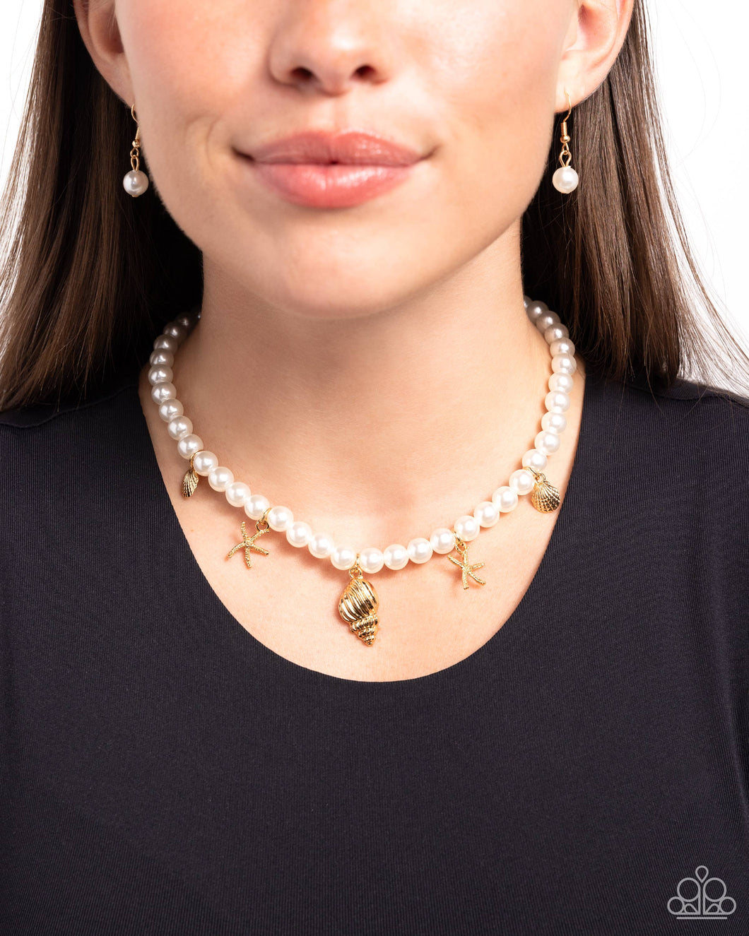 Paparazzi “Beachcomber Beauty” Gold Necklace Earring Set