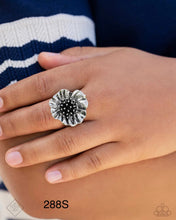 Load image into Gallery viewer, Paparazzi Antique Adornment Silver Ring
