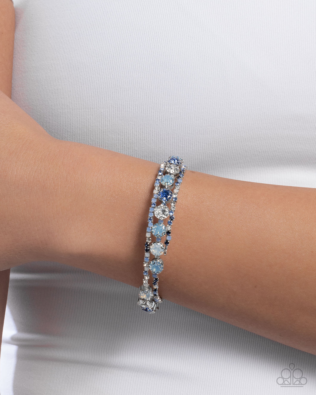 Paparazzi “Shimmery Sample” Blue Bracelet - Paparazzi Accessories