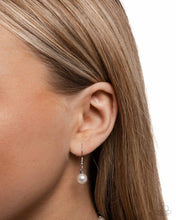 Load image into Gallery viewer, Paparazzi “Coastal Cameo” Blue Necklace Earring Set - Paparazzi Accessories
