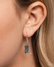 Load image into Gallery viewer, Paparazzi “Blazing Boot” Pink Necklace Earring Set - Paparazzi Accessories
