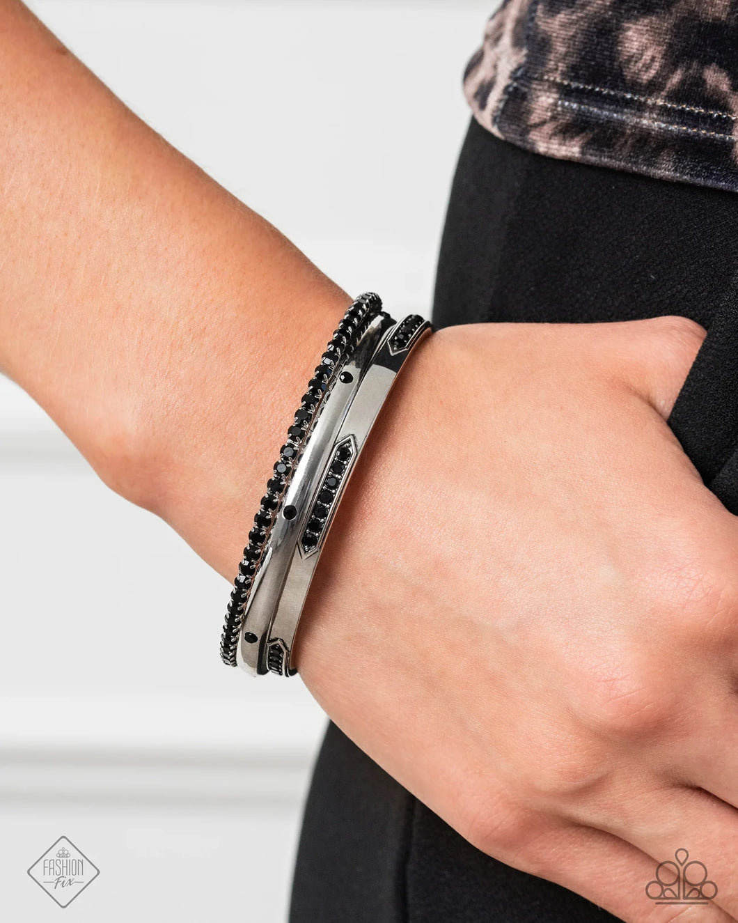 “Vicious Value” Black Bangle Bracelet Set - Paparazzi