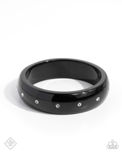 Load image into Gallery viewer, “Cheeky Chic” Black Bangle Bracelet - Paparazzi Accessories
