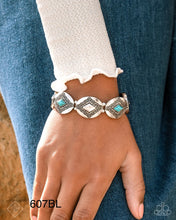 Load image into Gallery viewer, Paparazzi “Elemental Example” Blue Stretch Bracelet - Paparazzi Accessories
