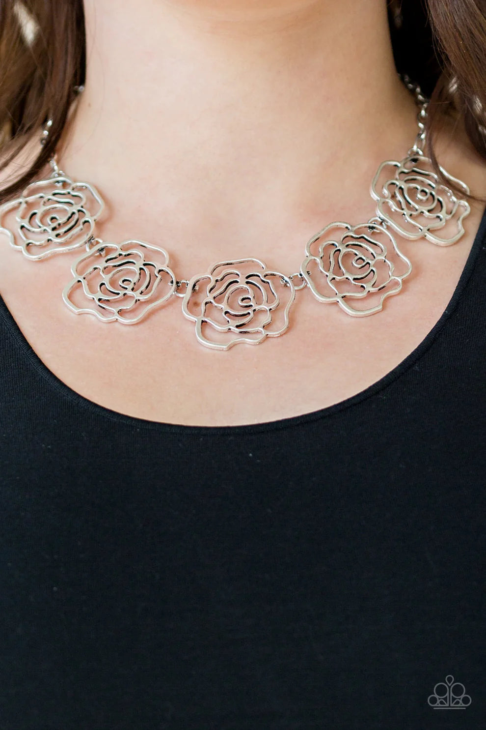 “Budding Beauty” Silver Necklace Earring Set - Paparazzi Accessories