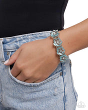 Load image into Gallery viewer, Paparazzi “Floral Facility” Blue Stretch Bracelet - Paparazzi Accessories
