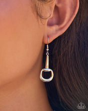 Load image into Gallery viewer, Paparazzi “Santa Fe Structure” Silver Necklace Earring Set - Paparazzi Accessories
