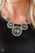 Load image into Gallery viewer, Paparazzi “Global Glamour Silver” Necklace Earring Set - Paparazzi Accessories
