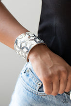 Load image into Gallery viewer, Paparazzi “Garden Fiesta” White Cuff Bracelet - Paparazzi Accessories
