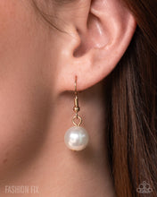 Load image into Gallery viewer, Paparazzi “Owning the Room” Gold Necklace Earring Set - Paparazzi Accessories
