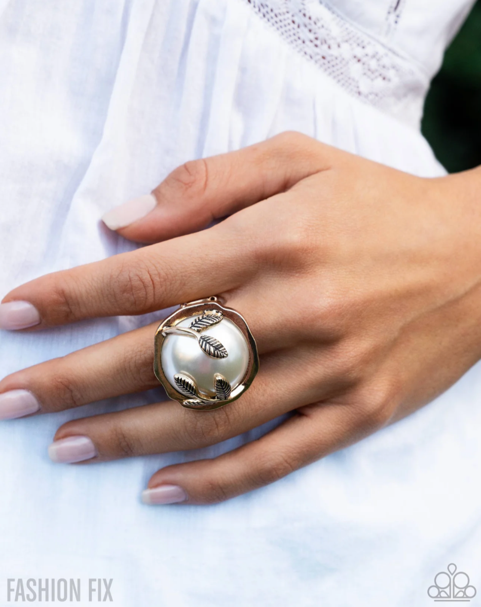 Paparazzi “Tea Part Treasure” Gold Stretch Ring - Paparazzi Accessories
