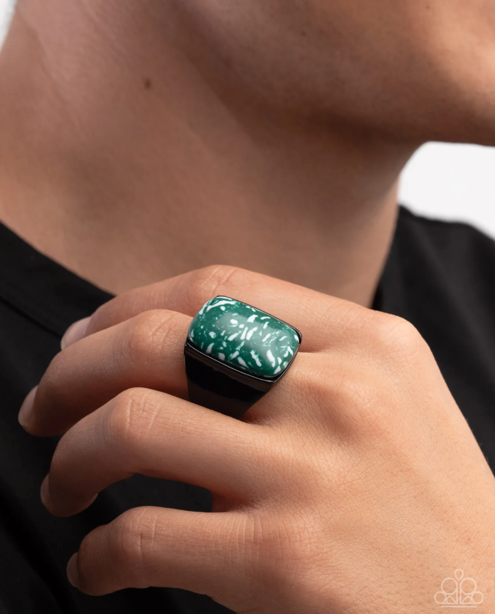 Paparazzi “Crowd Pleasing Color” Green Stretch Ring - Paparazzi