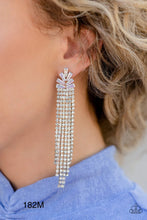 Load image into Gallery viewer, Paparazzi “Overnight Sensation” Multi Post Earrings
