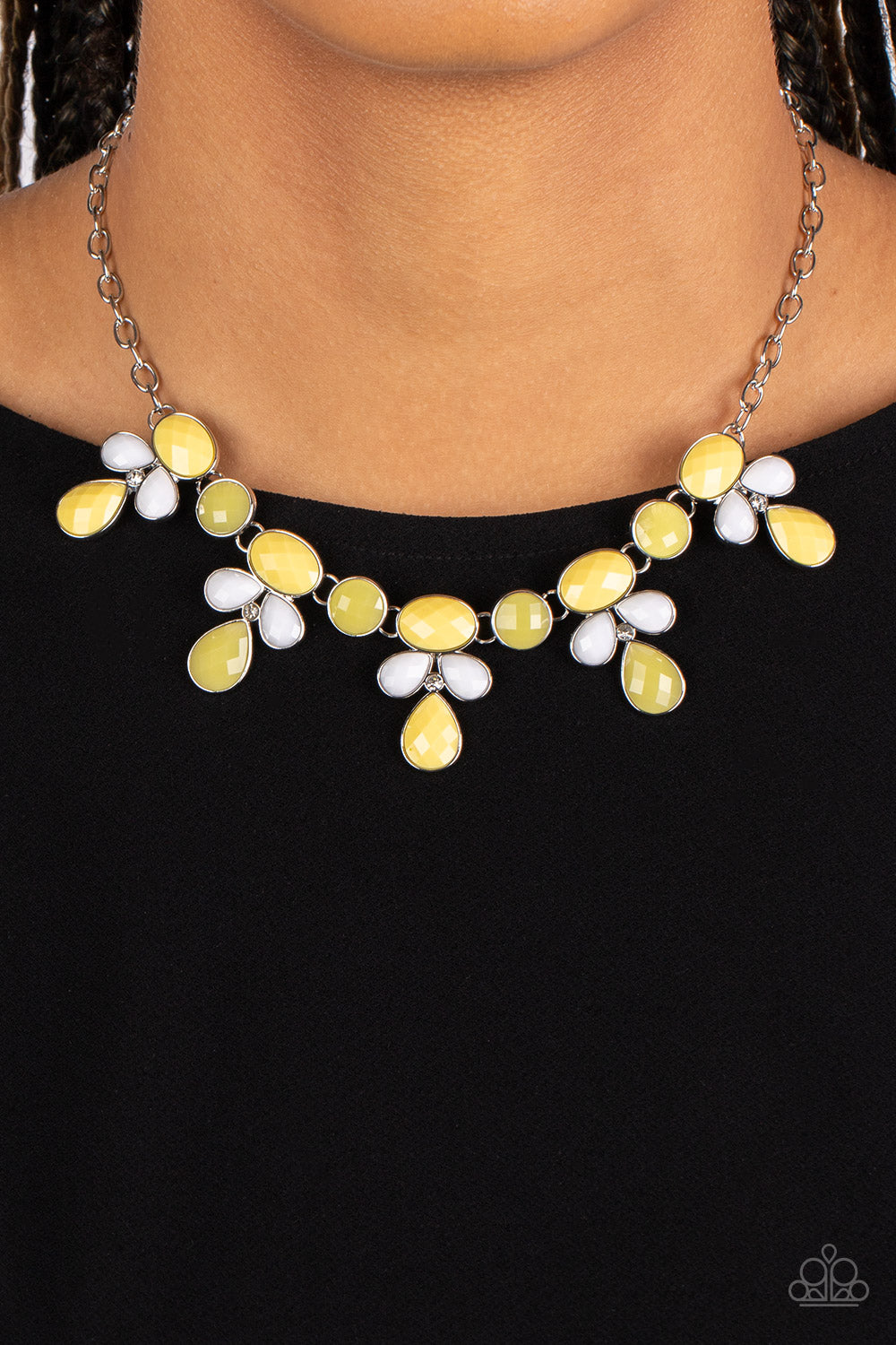 Paparazzi “Midsummer Meadow” Yellow Necklace Earring Set - Cindysblingboutique