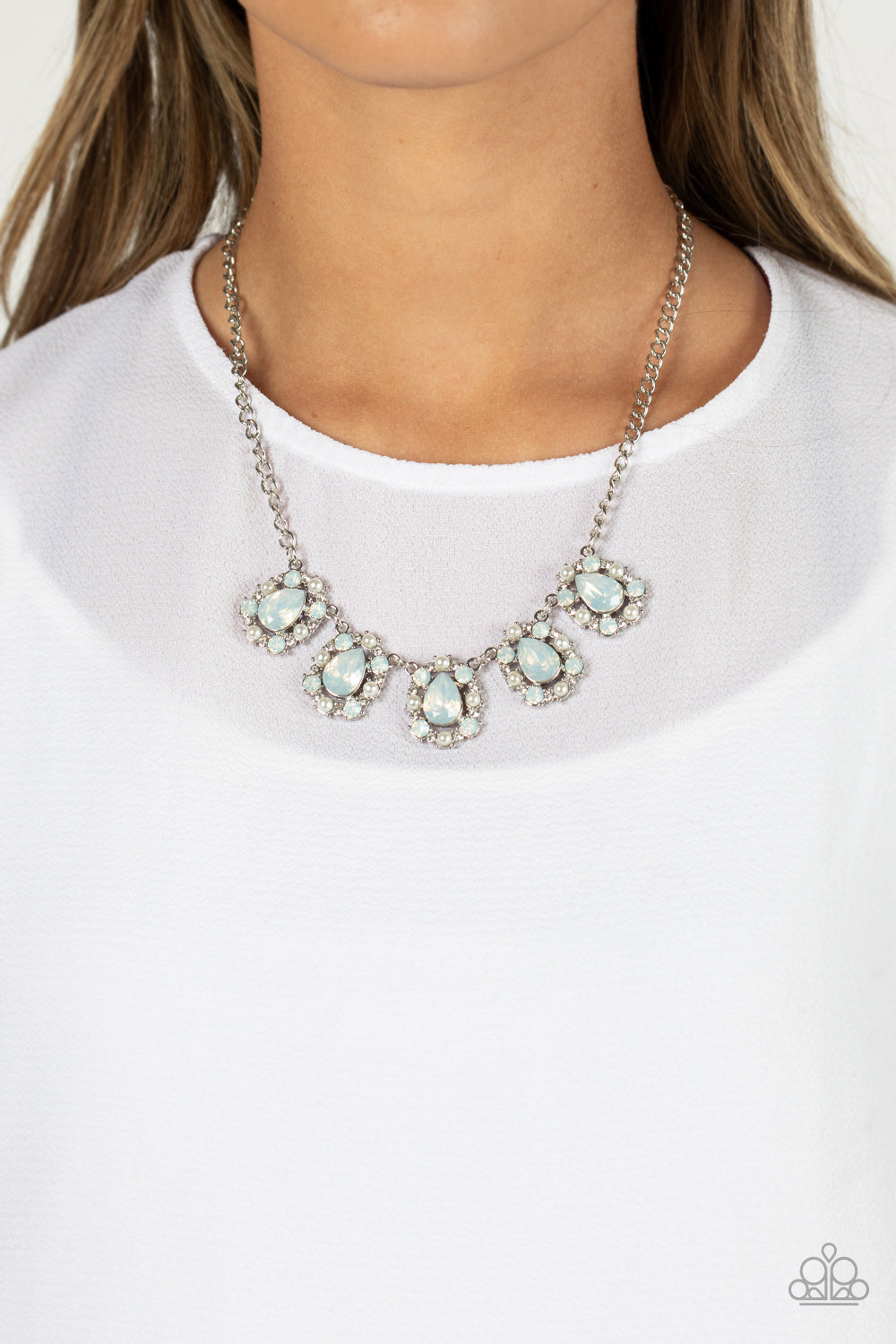 Paparazzi “Pearly Pond” White Necklace Earring Set