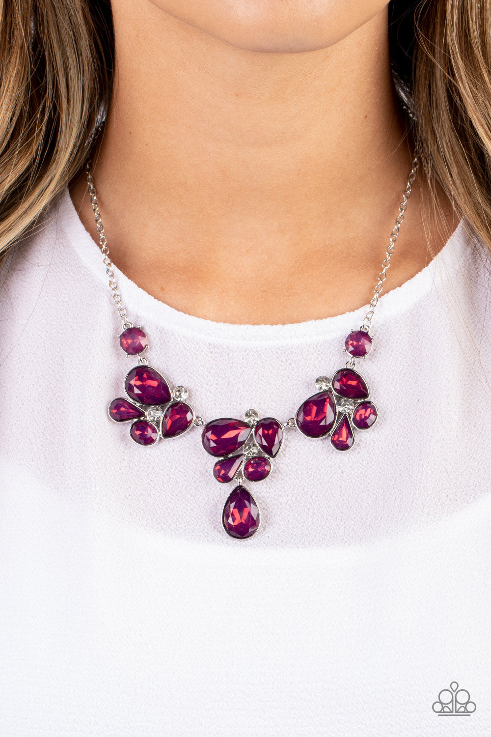 Paparazzi “Everglade Escape “ Purple Necklace Earring Set - Cindysblingboutique