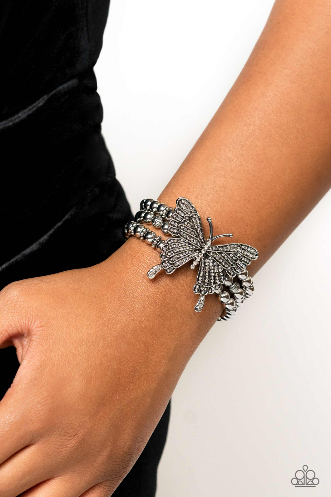 Paparazzi EMP Exclusive “First WINGS First” White Stretch Bracelet - Cindysblingboutique