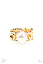 Load image into Gallery viewer, Paparazzi &quot;Glamified Glam&quot; Ring Gold
