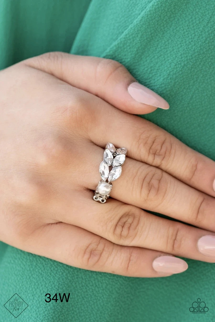Paparazzi “Majestically Musing” White Ring - Cindys Bling Boutique