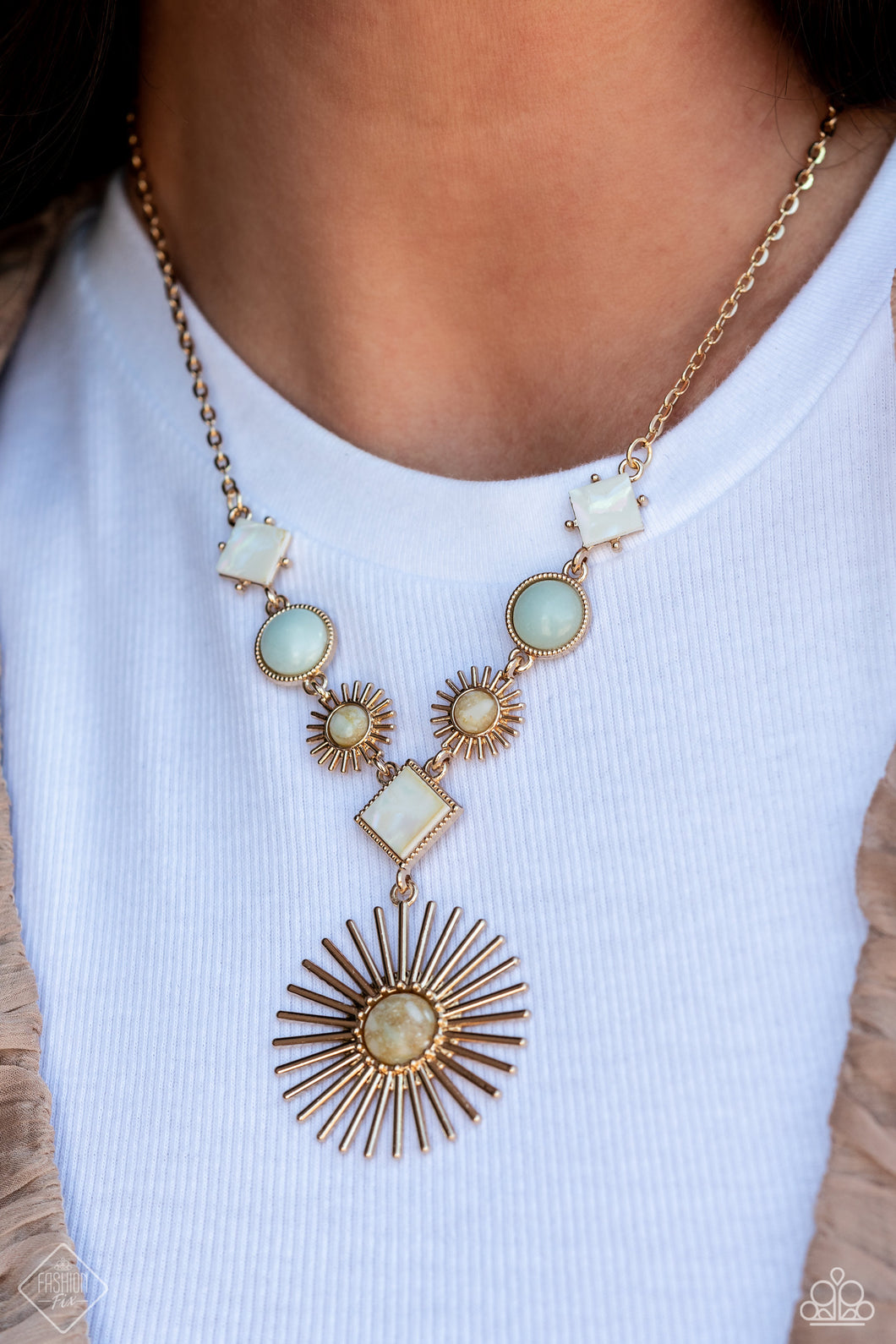 Paparazzi “Sunburst Style” Gold Necklace Earring Set