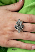 Load image into Gallery viewer, Paparazzi &quot;Ice-Cold Couture&quot; Silver - Stretch Ring
