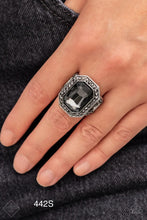 Load image into Gallery viewer, Paparazzi “A Royal Welcome” Silver Stretch Ring - Cindysblingboutique
